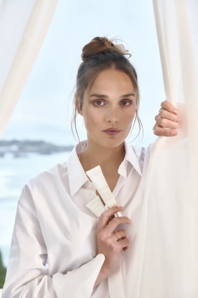 Camille Lou - Campagne Photo Clarins