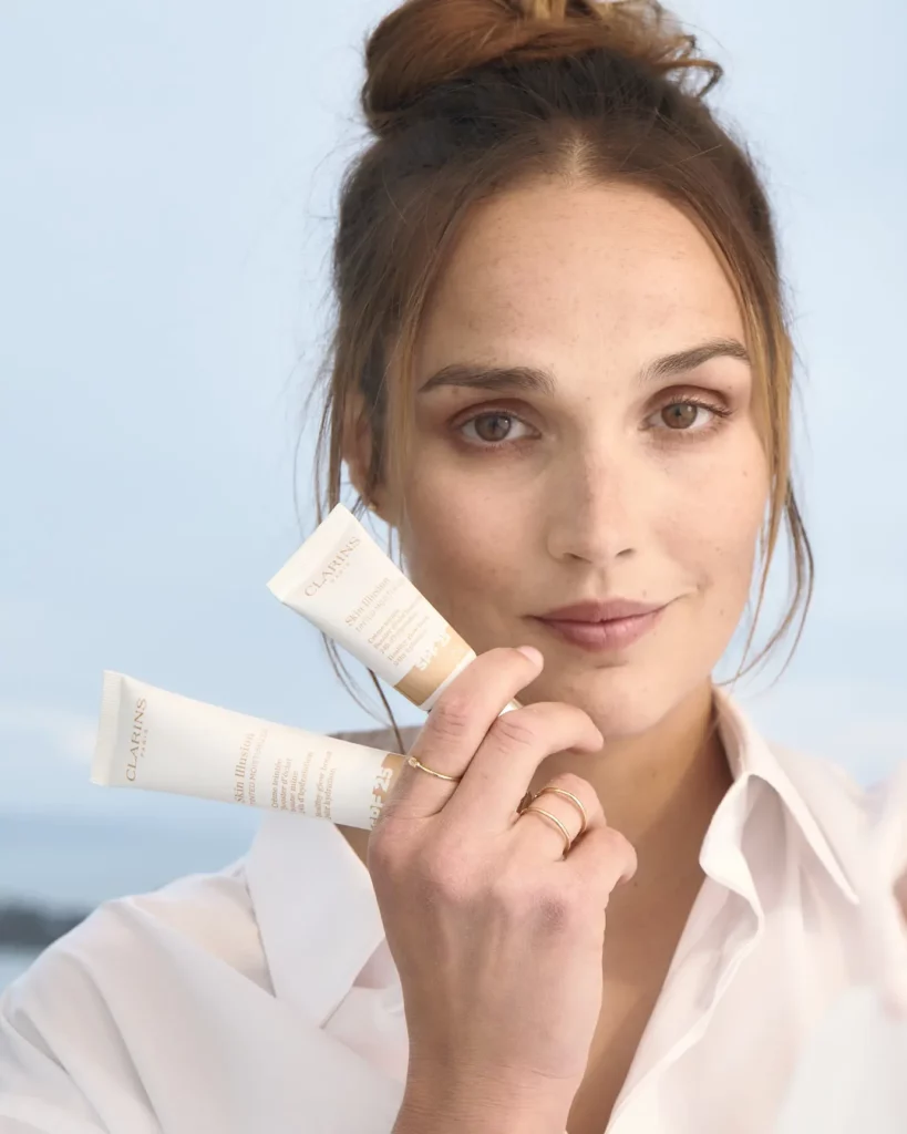 Camille Lou - Campagne Photo Clarins